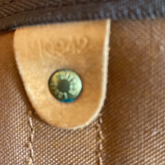 Louis Vuitton Authentic Monogram Keepall Weekender Bag - Picture 8 of 14